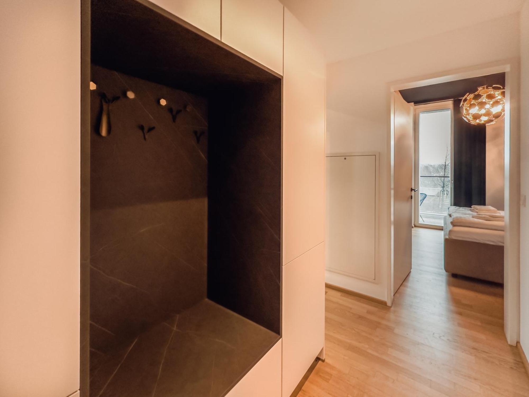 Alpenluxus Presents Kaiser - Rooftop Pool & Underground Car Park *