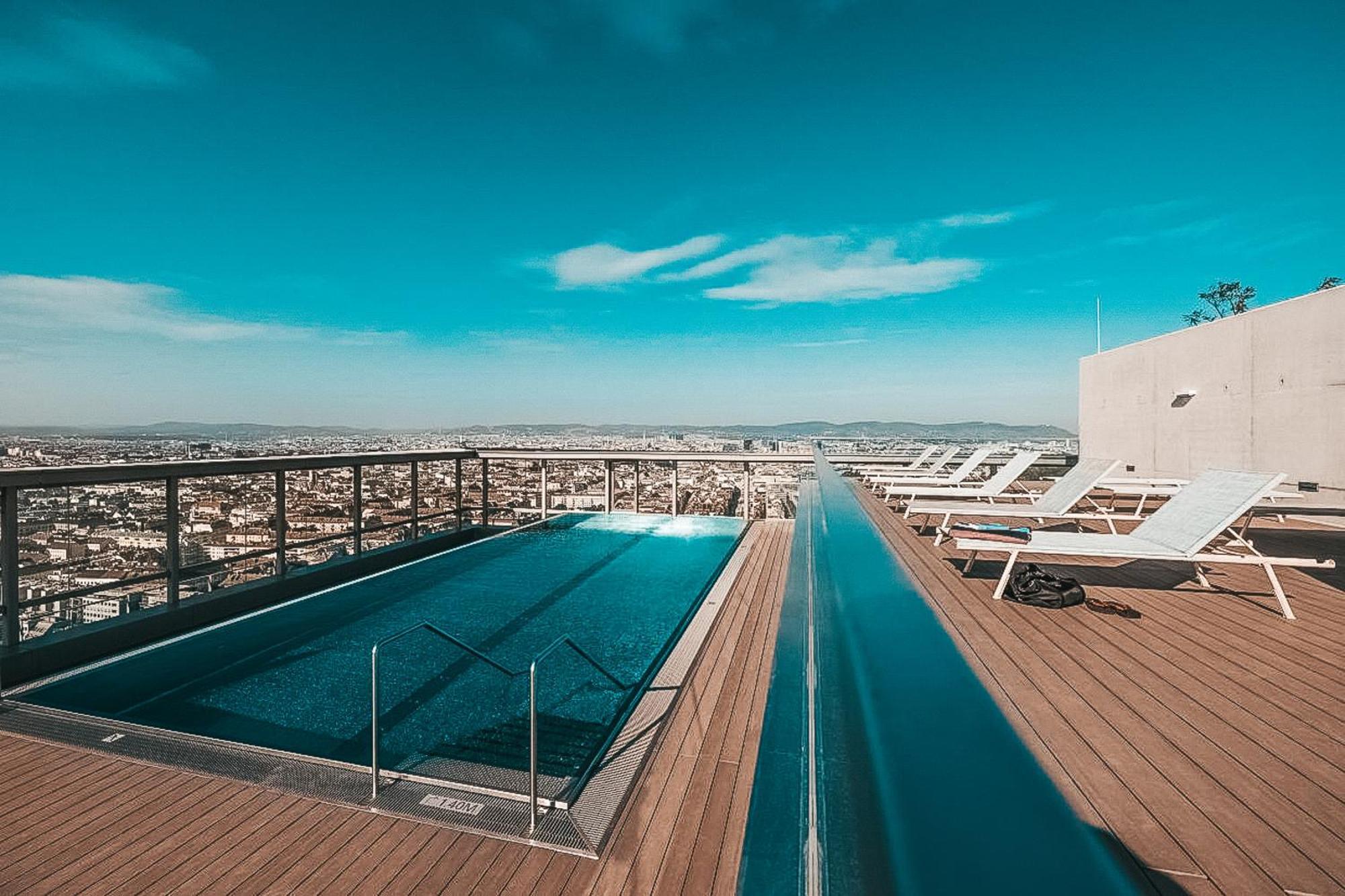 Apartment Alpenluxus Presents Kaiser - Rooftop Pool & Underground Car Park *